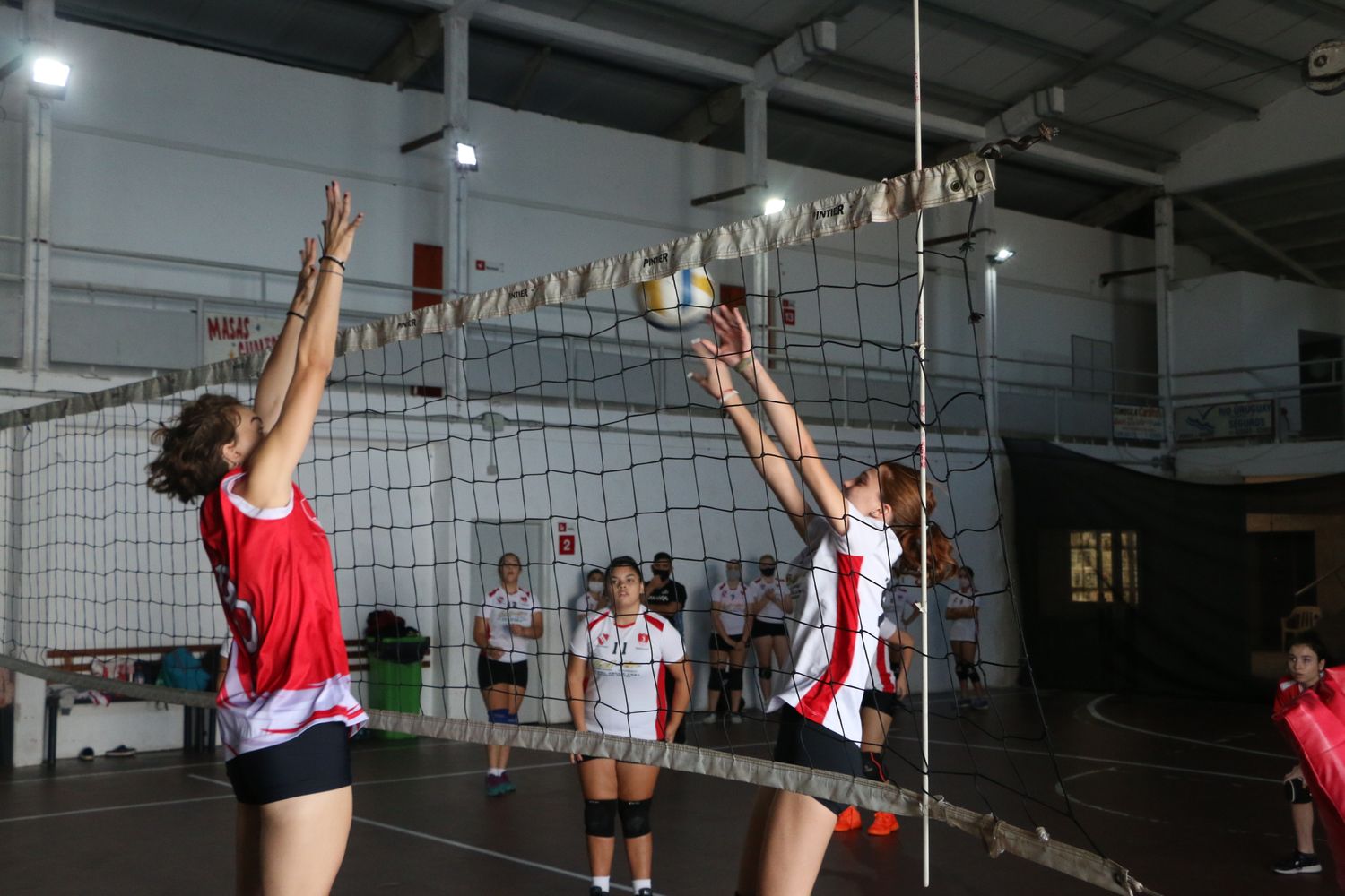 Se completa la segunda fecha del torneo local de voley