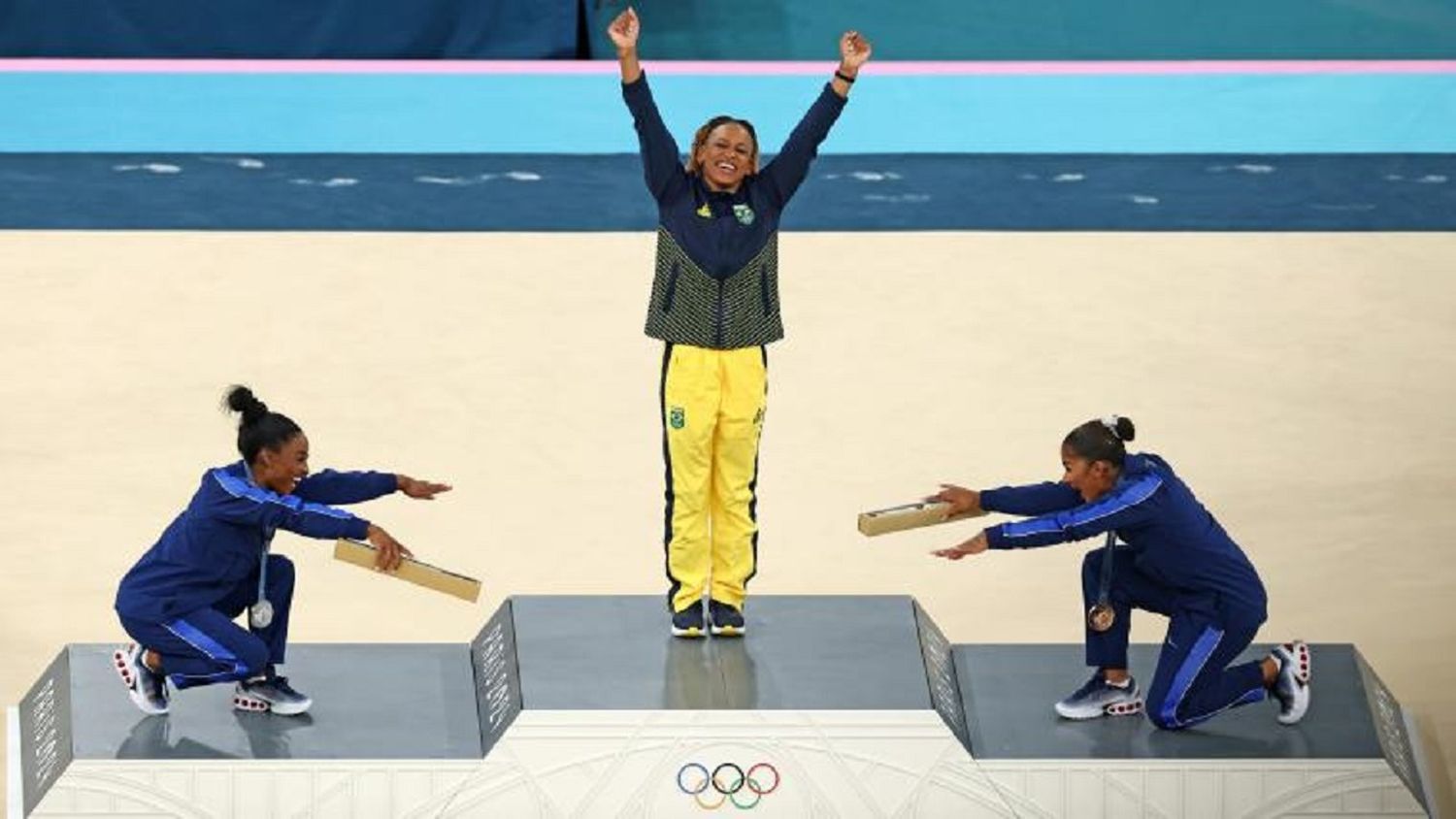 REBECA ANDRADE destrona a SIMONE BILES: la historia de superación detrás de la gimnasta brasileña