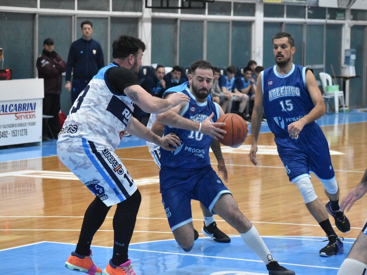 La Crema venció  74-72 a Racing de San Cristóbal   Foto:Prensa AR
