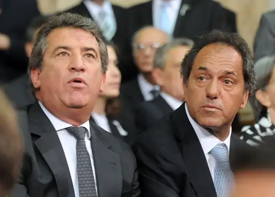 Scioli busca atajos para que los K no le marquen la cancha