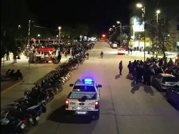 La Policía desmiente la supuesta prohibición de caravanas por la final