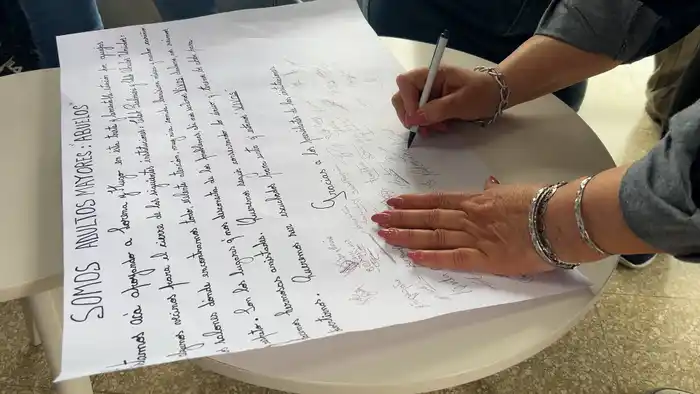 reclamos jubilados abuelos club abuelos unidos club abuelos de calle palmieri cierre cerrar ruidos molestos - 3