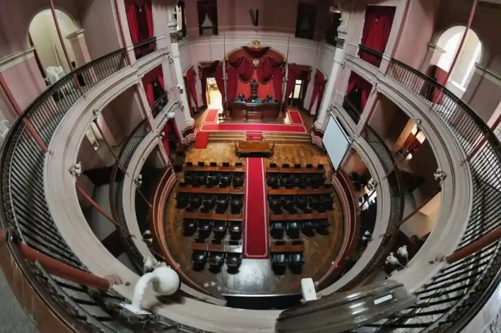 Continúa el debate del protocolo de prevención para casos de violencia laboral y de género