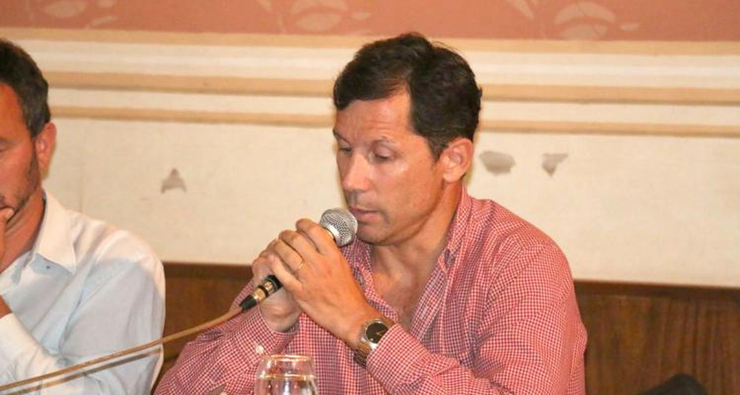 Ramanzini pide a Corti que se retracte