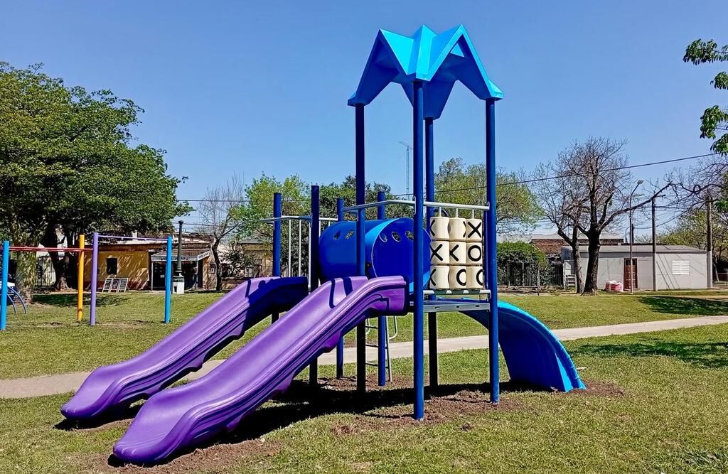 Nuevos juegos infantiles en Plaza ITalia