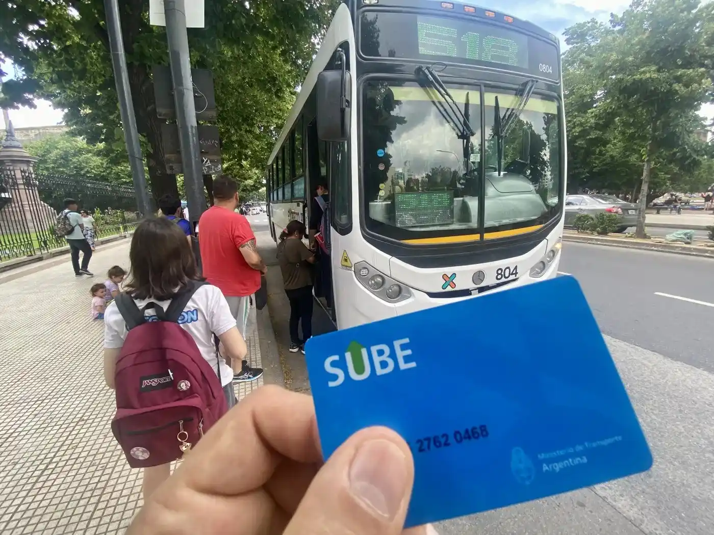 La “tarifa social” de la tarjeta SUBE: El aumento del boleto empujó a los beneficiarios a registrarla a su nombre