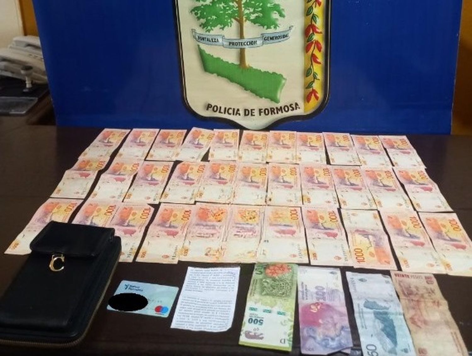 Empleada desleal terminó detenida, se apoderó de la tarjeta de su patrona y le robó $90 mil