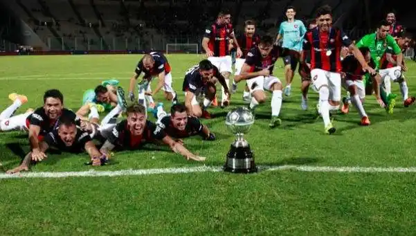 San Lorenzo humilló a Boca y se quedó con la Supercopa Argentina