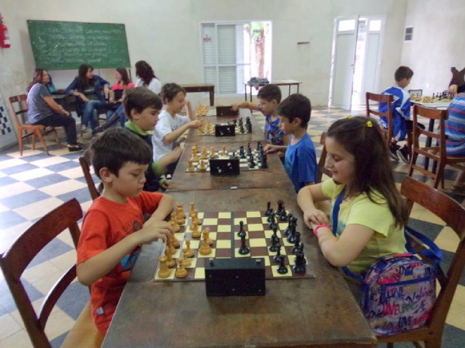 Disputan torneos promocionales