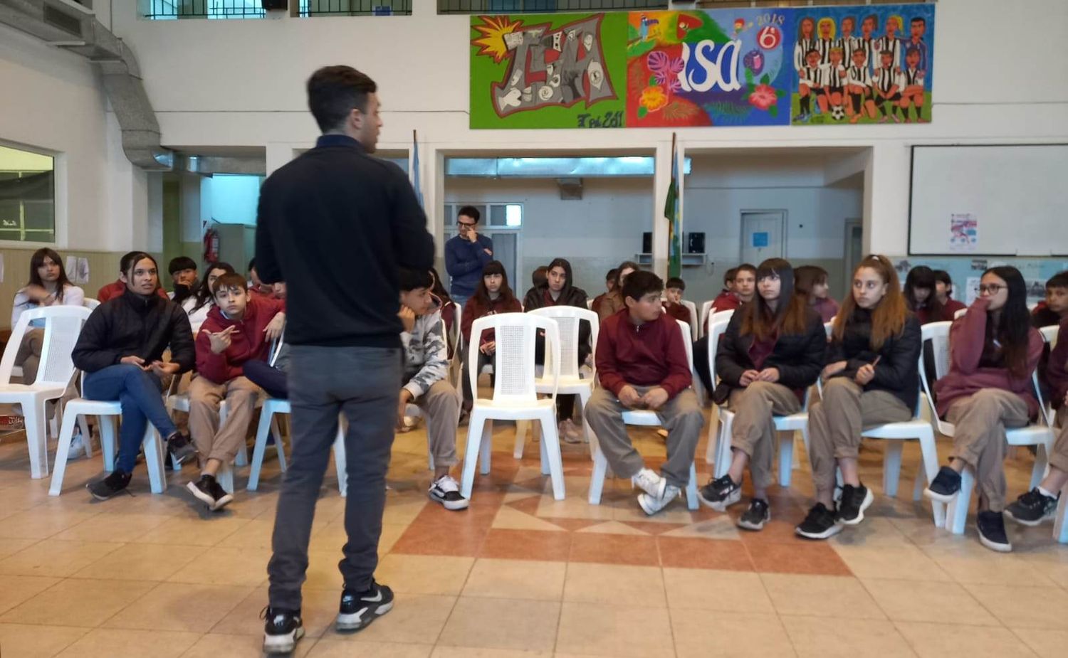 Taller de cibercuidados para adolescentes en Copetonas