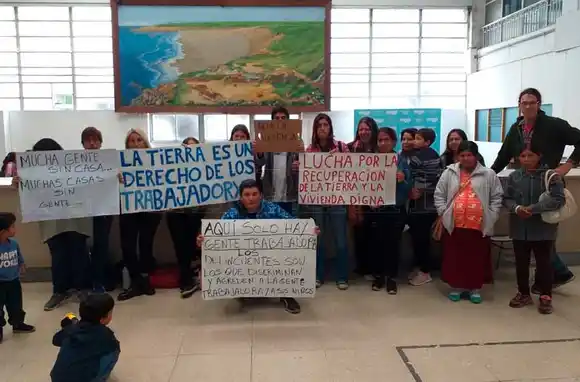 Vecinos de Santa Paula volvieron a reclamar en el Municipio por "la venta ilegal de terrenos"