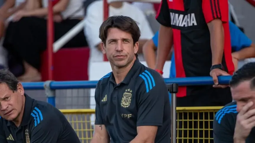 El DT armó la lista que, por negación de sus clubes de origen, tiene varias bajas.