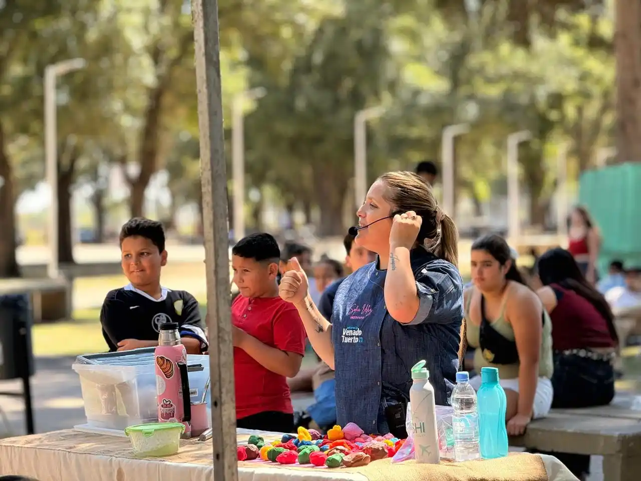 Sofía Véliz estuvo a cargo de la clase para cocineritos.