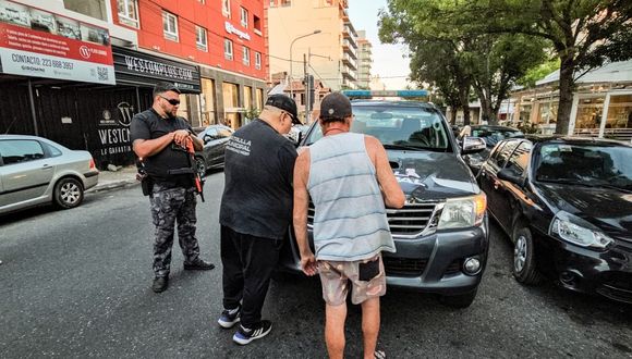Mar del Plata: Montenegro refuerza la cruzada contra los "trapitos" y habilitó el uso de armas no letales