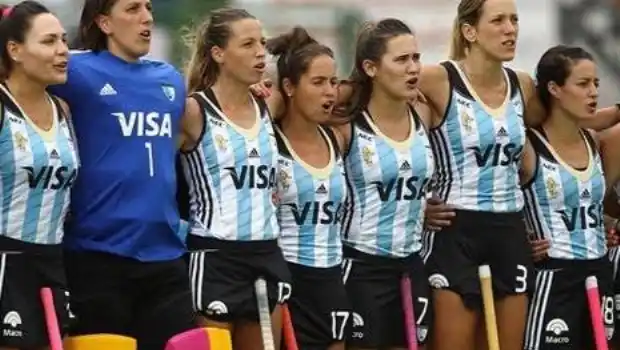 Las Leonas se mide hoy  con Inglaterra en Rosario