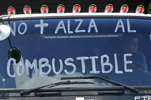 ¿Cómo afectaría a Venezuela el aumento de la gasolina en Colombia?
