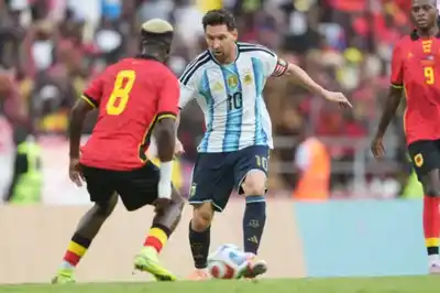 La selección argentina cerró el año ganándole a Angola por 2 a 0