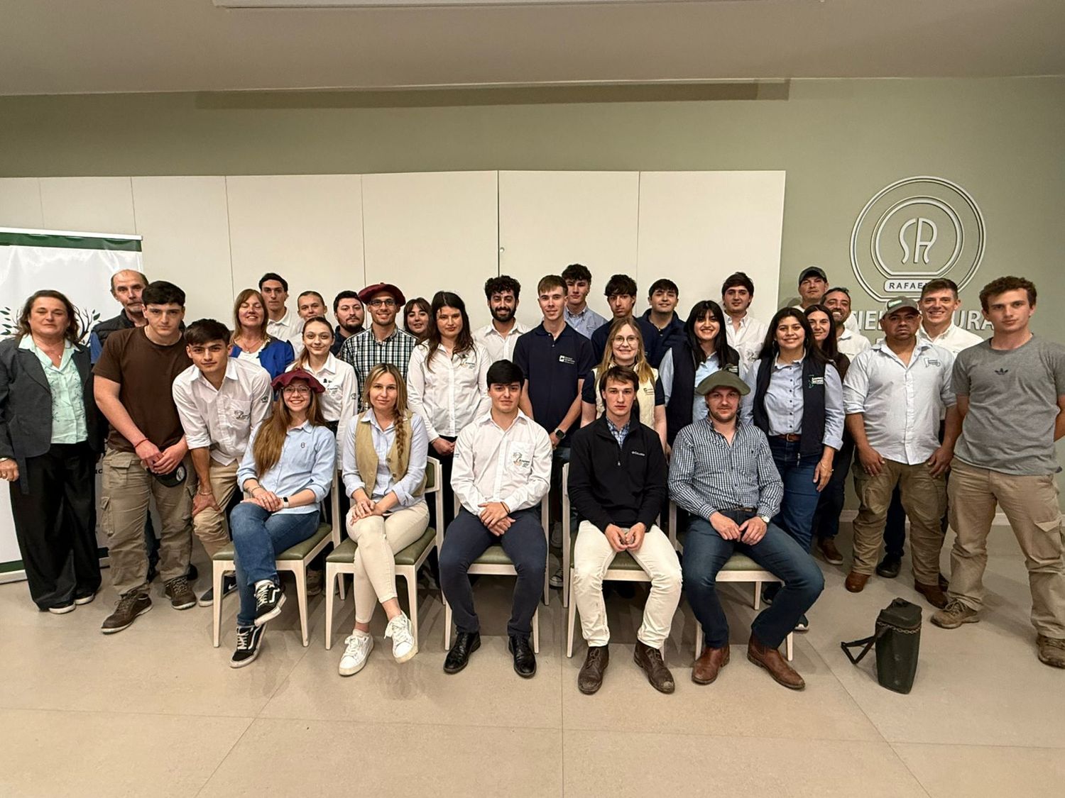 Foro de Juventudes en la Exporural