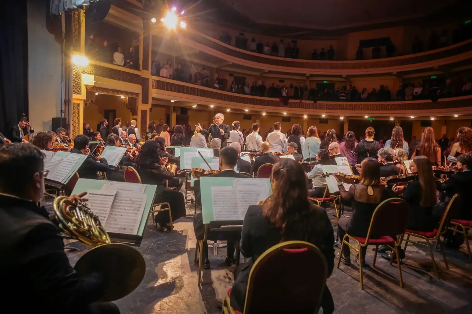 La programación se desarrollará durante todo el mes con espectáculos de teatro, danza, música y lírica.