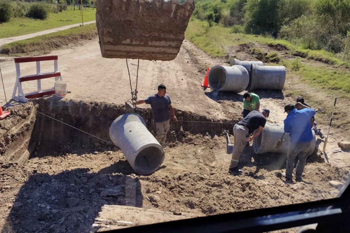 Realizan obras de conexión de red de agua en diferentes zonas de la ciudad