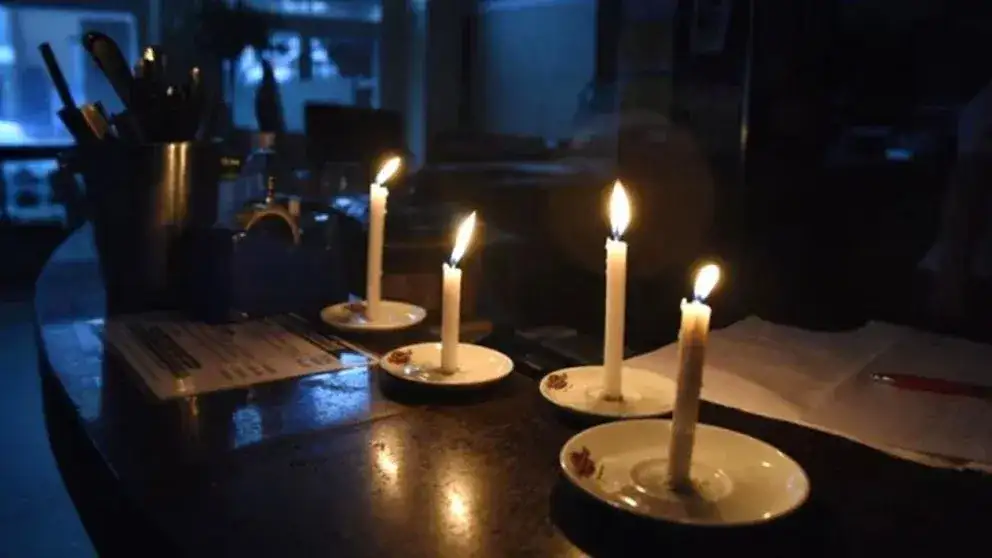 Avellaneda: un masivo corte de luz dejó a más de 30 mil usuarios sin servicio en plena ola polar