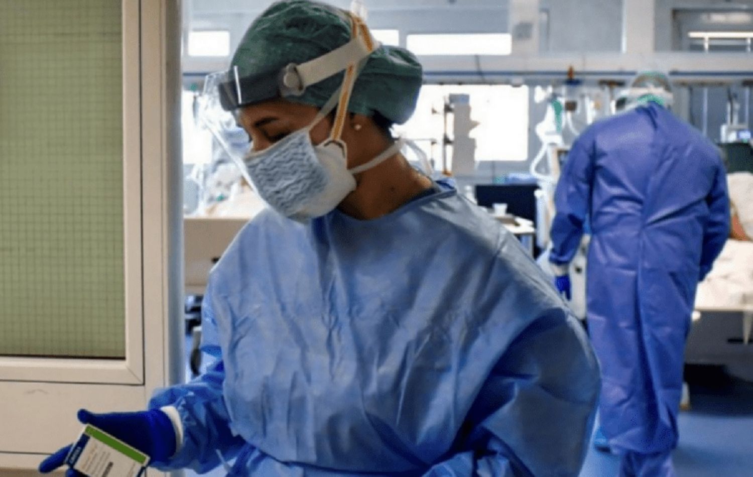 Confirmaron 466 nuevas muertes y volvió a haber menos de 20 mil casos