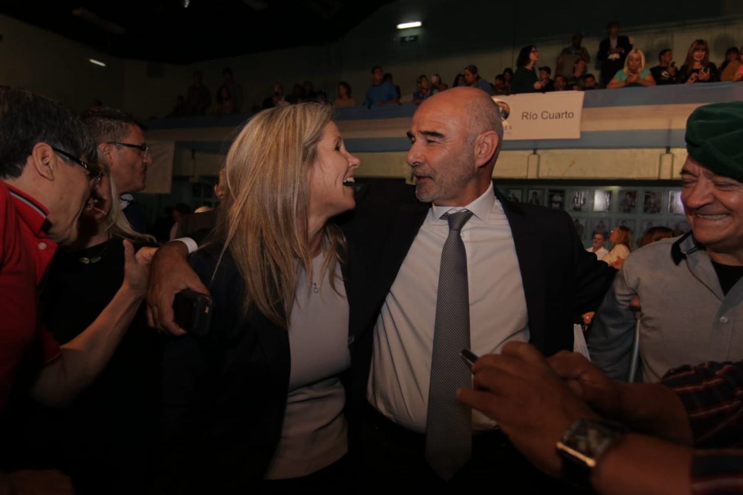 Con la lucha contra el aborto legal como bandera, avanza en el país el frente electoral "celeste"