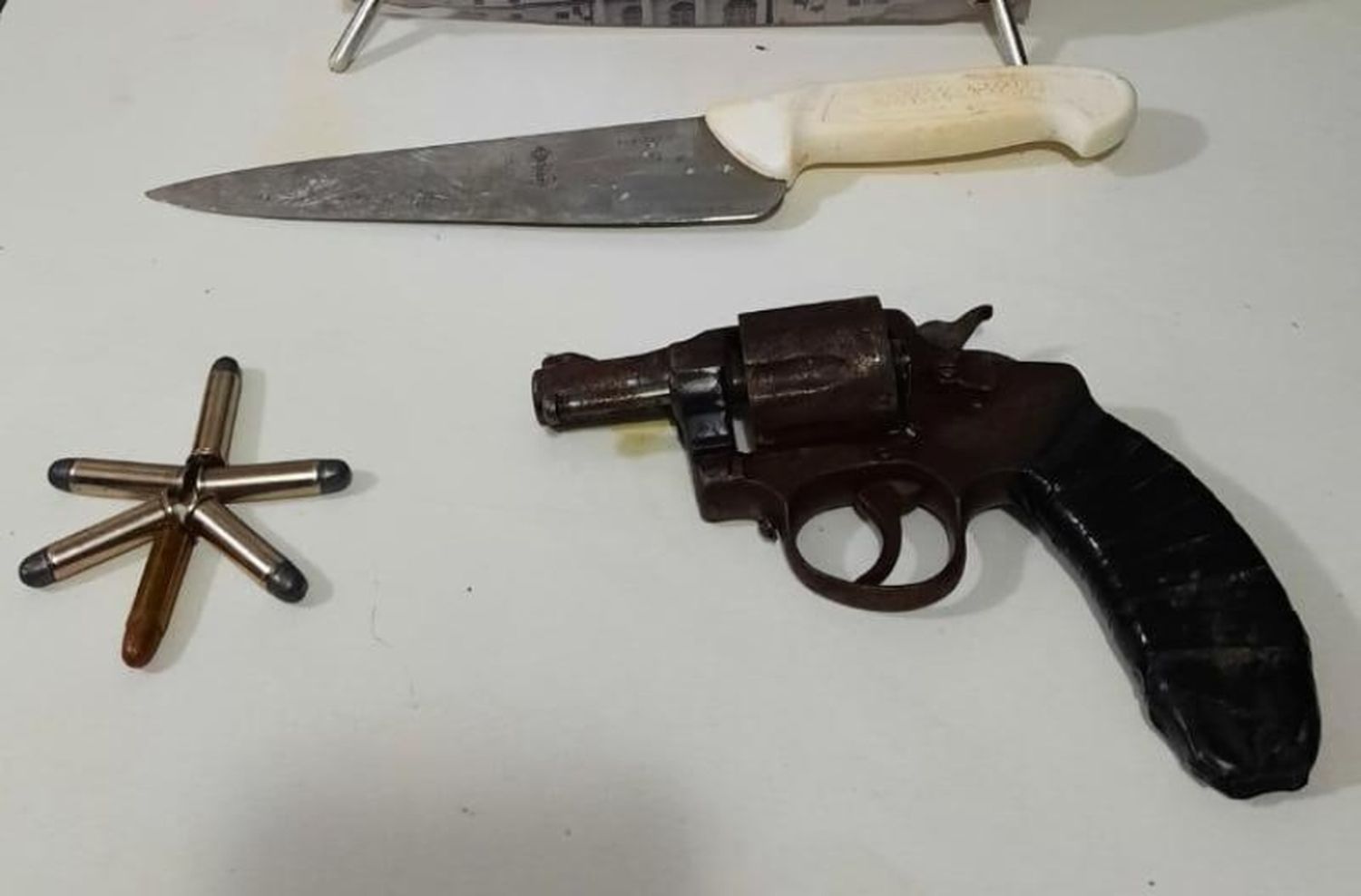 Aprehendieron a un hombre armado en medio de una confrontación vecinal