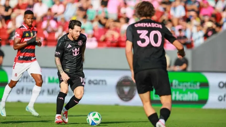 Gran partido de Messi en Panamá.