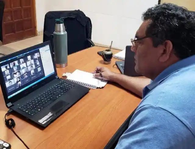 El intendente del "chancho móvil" denunció a su propia esposa por violar la cuarentena