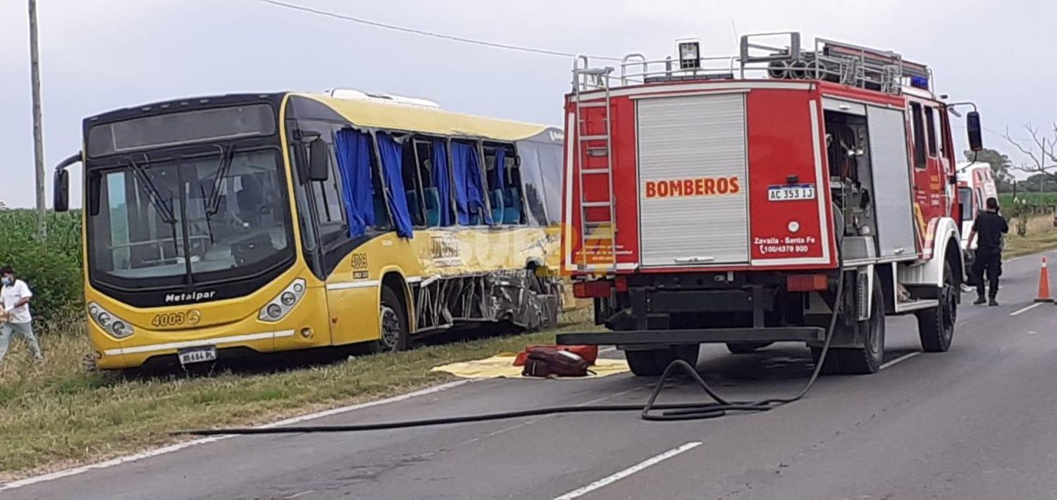 Ruta 33: un colectivo perdió una rueda y provocó un accidente