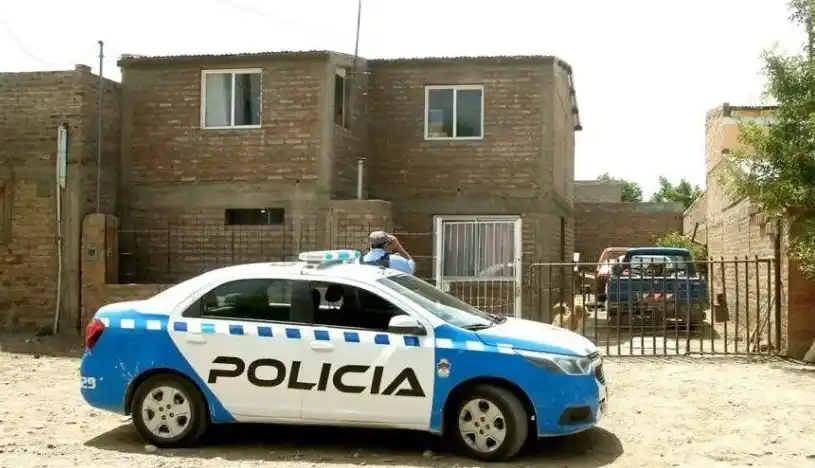 Parricidio en Neuquén: "Voy en cana pero vos no le pegás más a mi mamá"