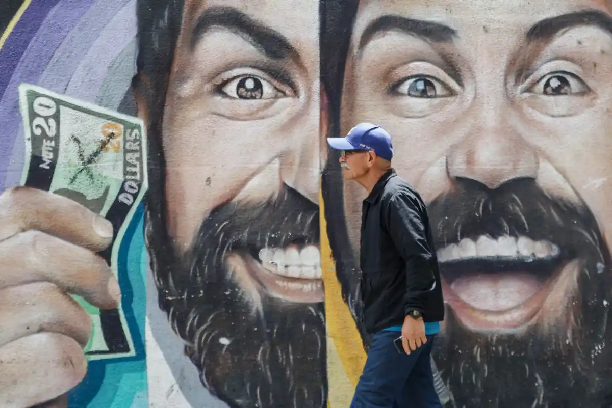 CUANDO la cotización del dólar se impone con cárcel en Venezuela