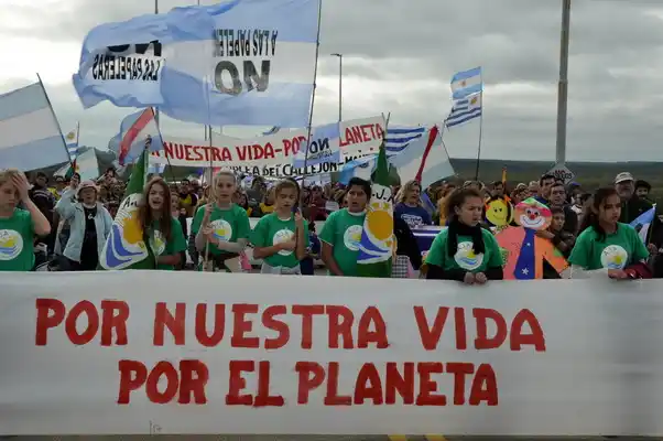 “Basta de mentiras”: la Asamblea volvió a gritar por la vida 