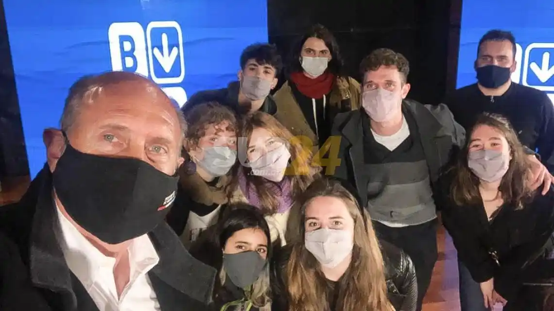 Perotti envió a la Legislatura el proyecto para implementar el Voto Joven en Santa Fe