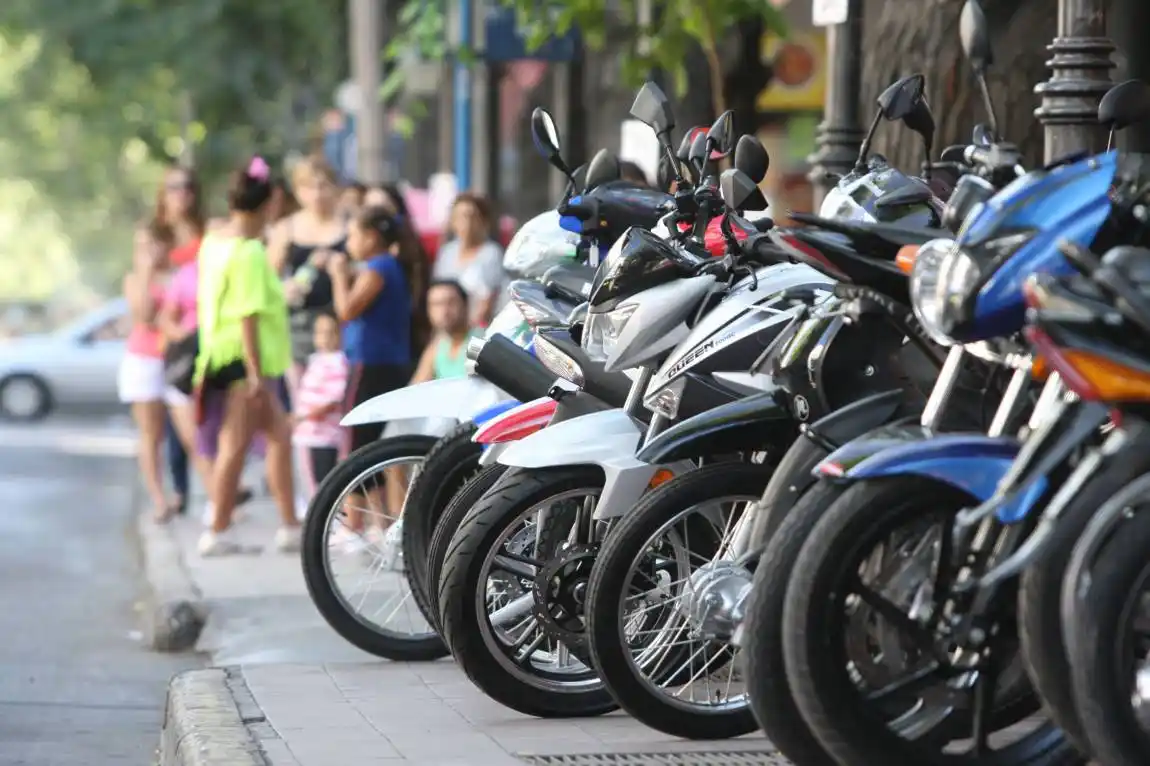 Marzo: Creció el patentamientos de autos y venta de motos