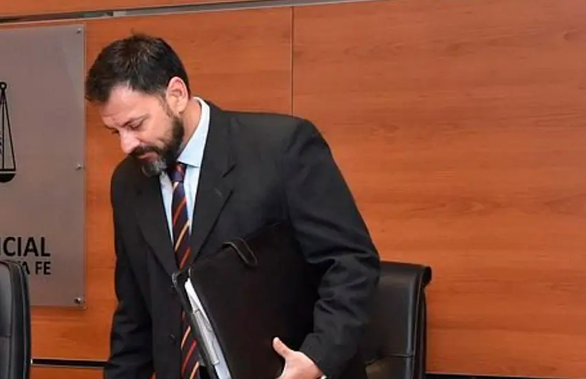 Destituyeron a un juez santafesino que liberó a un imputado de abuso sexual por haber usado preservativo