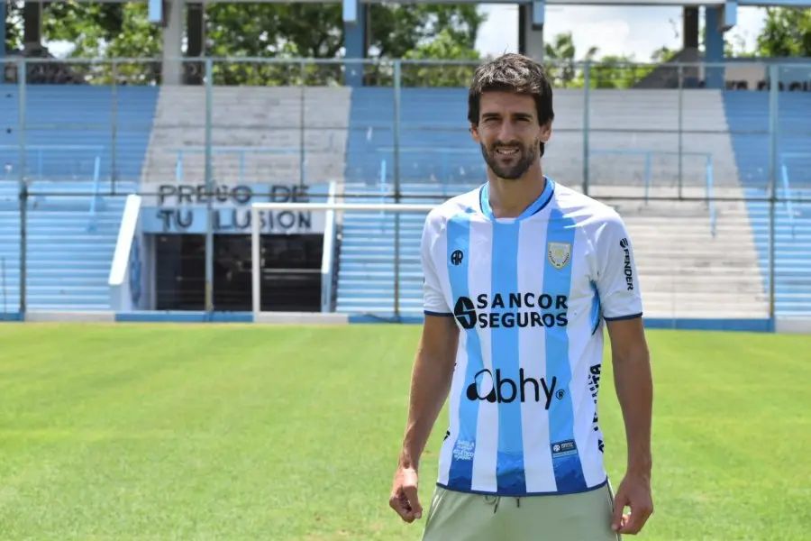 Lucas Albertengo regresa al celeste para el 2024