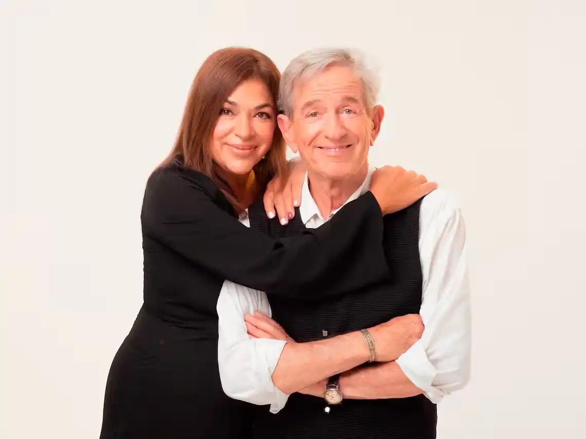 Claribel Medina y Pablo Alarcón presentarán "Es complicado" en el Magnasco