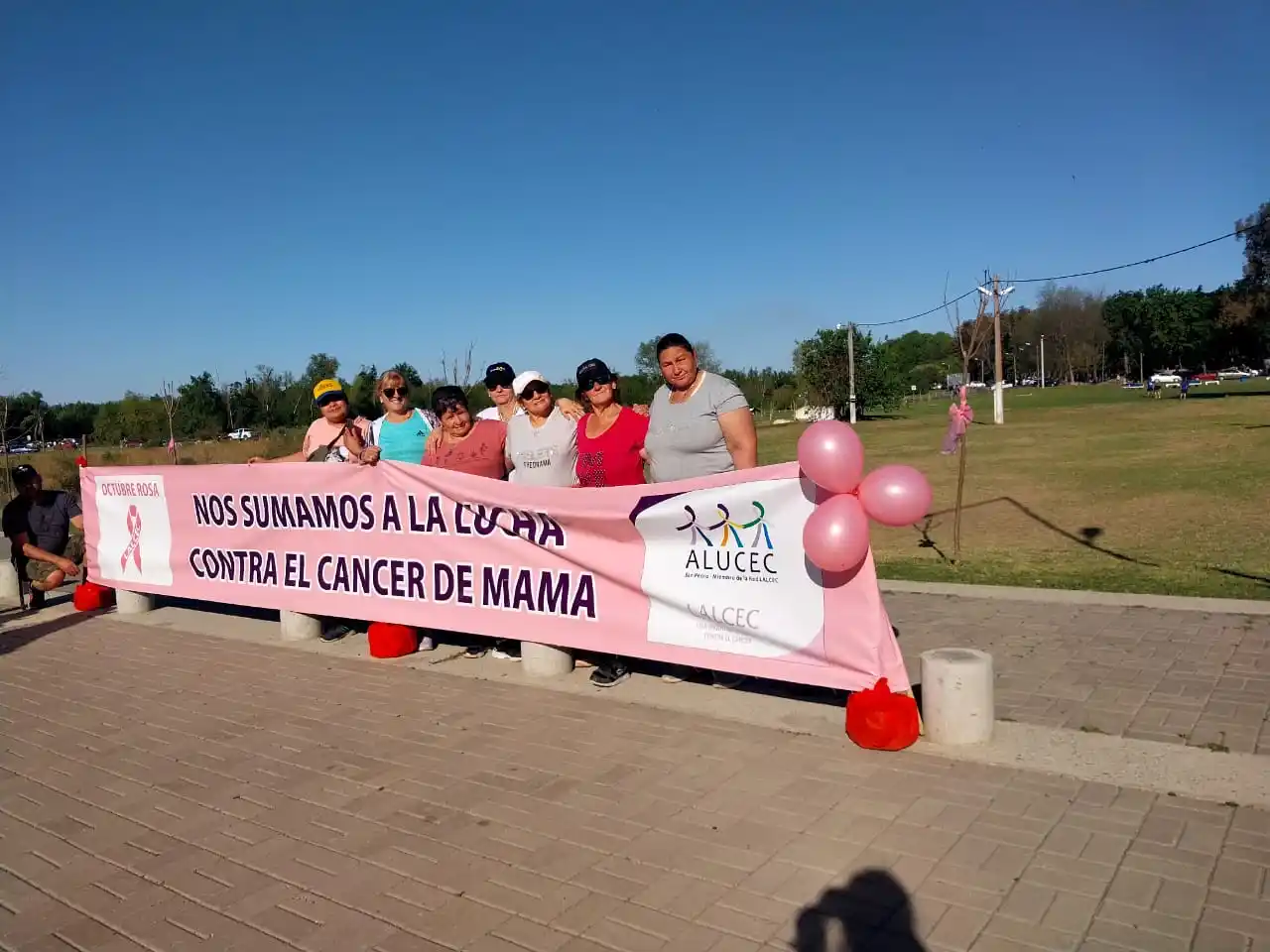 Mujeres del Cef se sumaron al octubre rosa