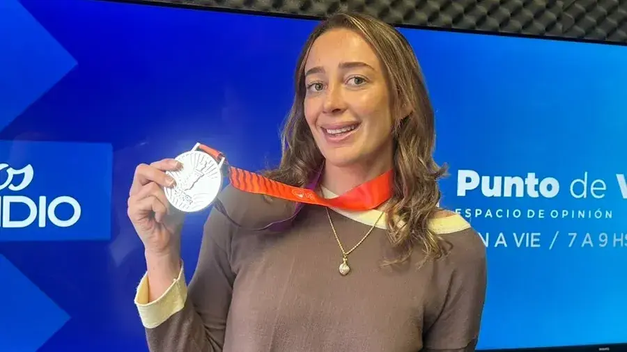 Evelyn Gontier, con la medalla de plata obtenida en los Juegos Suramericanos