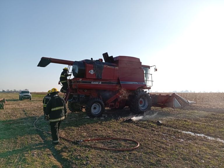 cosechadora_incendiada2