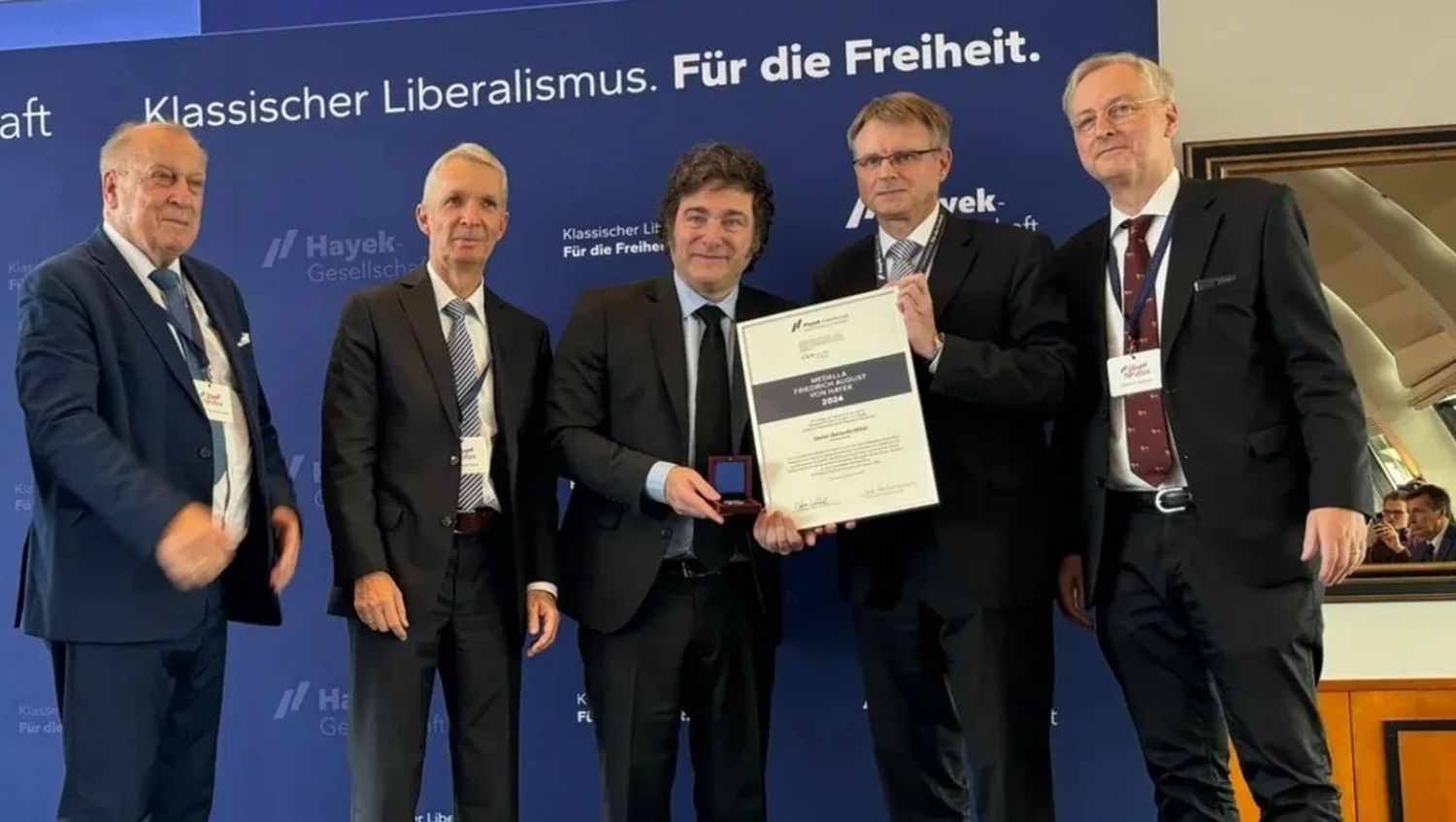 Milei recibe un premio en Hamburgo