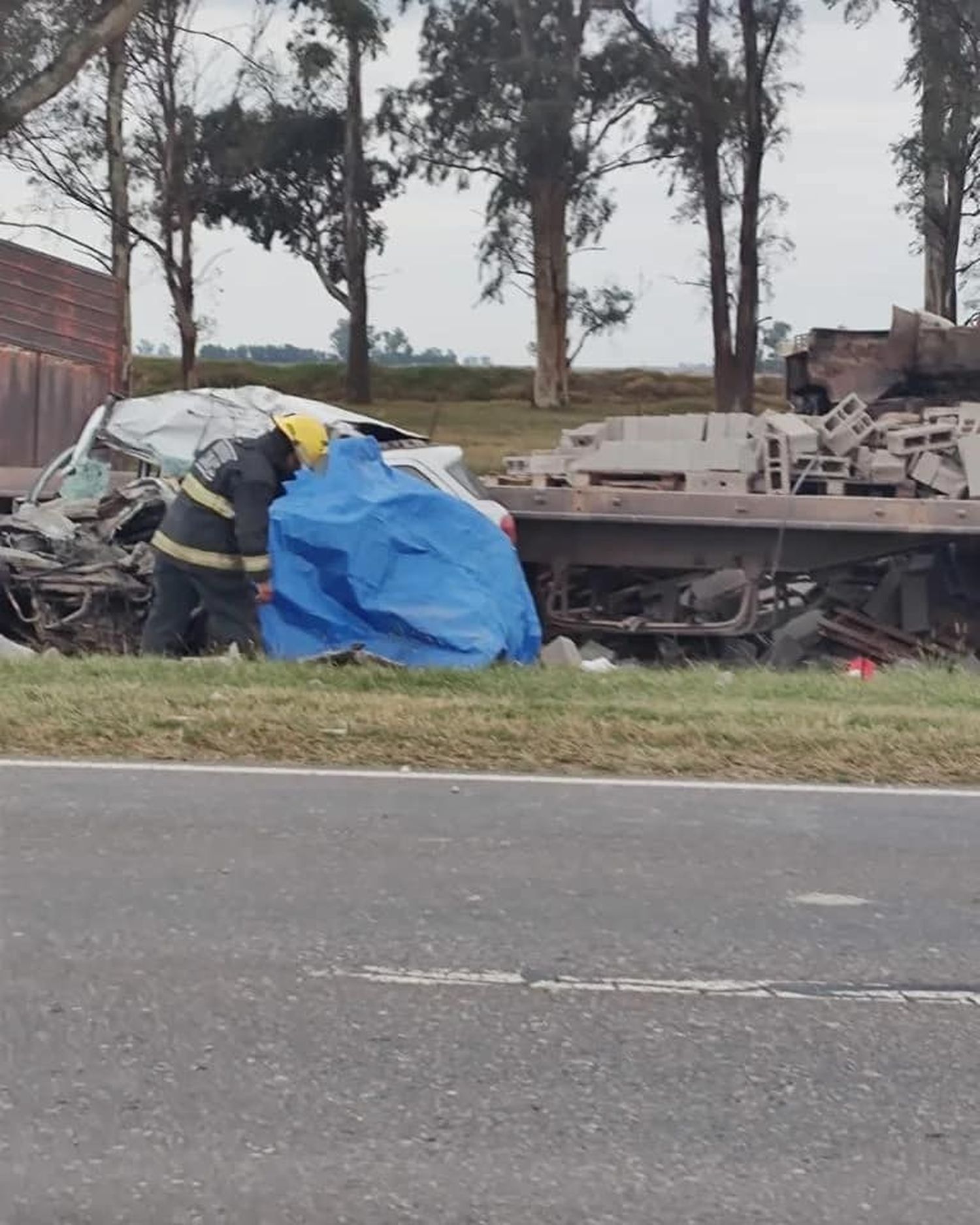 Conmoción en La Carlota por la muerte de un DT de la liga regional, tras accidente en ruta 8