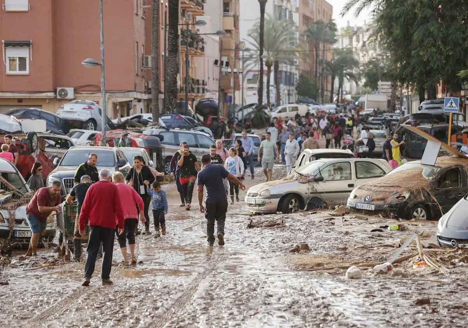 Las inundaciones en Valencia dejan al menos 95 muertos