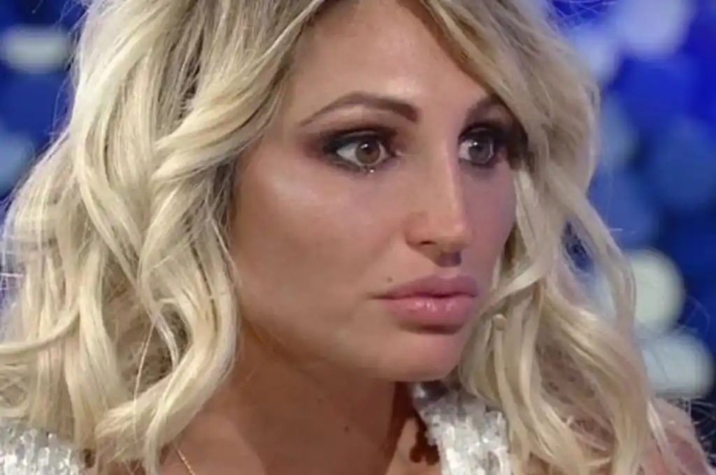 Intimaron a Vicky Xipolitakis para que pague una deuda millonaria