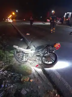 Gualeguay: corrían una picada de motos y chocaron entre sí resultando con heridas muy graves