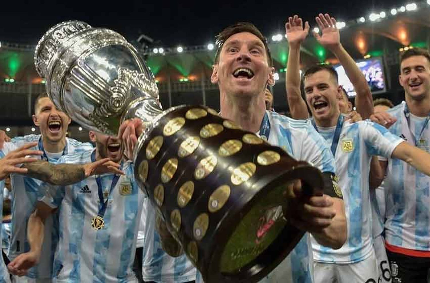 En Europa aseguran que Messi ganará el séptimo Balón de Oro