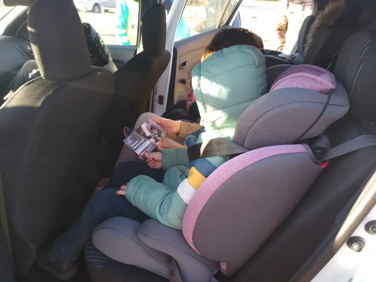 La Agencia Nacional de Seguridad Vial entregará sillas infantiles en préstamo durante las vacaciones de invierno