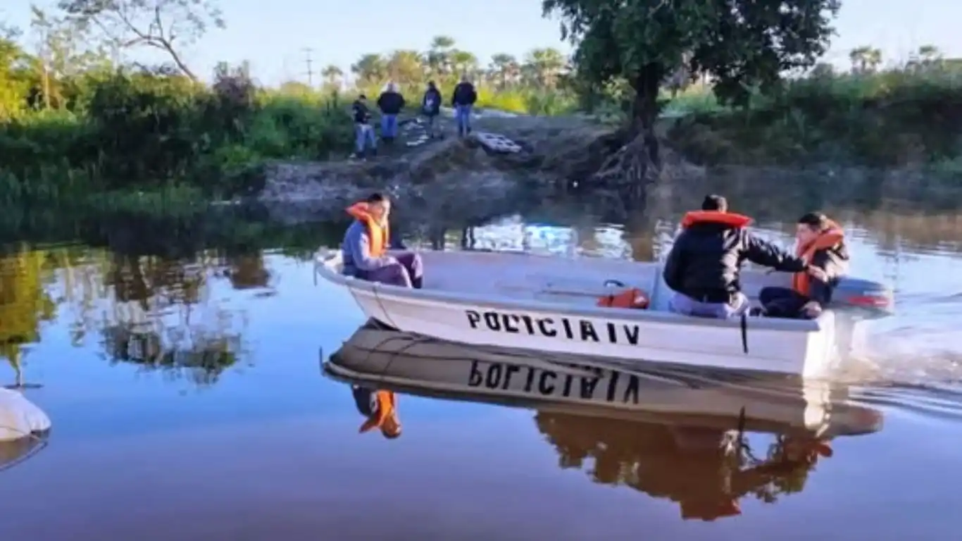 Intensa búsqueda de un joven en el Riacho Formosa